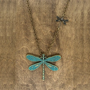 Dragonfly Necklace, Dragonfly Jewelry, Patina Jewelry, Patina Pendant, Vintage Jewelry, Rustic Dragonfly Pendant, Patina Dragonfly Pendant