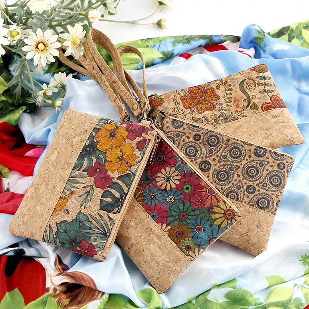 Portuguese Cork Zippered Wristlet Purse, 6-inch Wide, Daisy Pattern ...