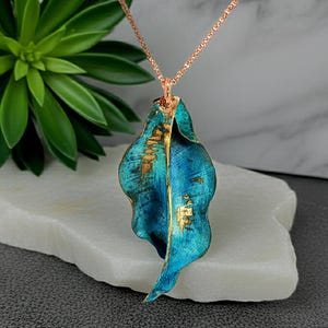 Large Patina Leaf Pendant: Handmade Copper Jewelry (22-inch Copper Rolo Chain)