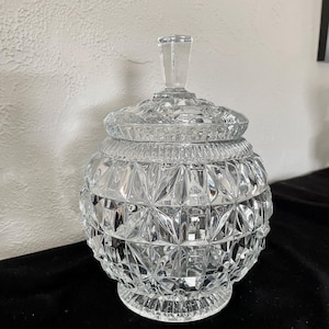 Vintage large round EAPG pressed glass Biscuit / cookie jar, Kitchen decor, Americana decor