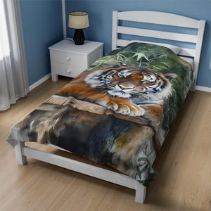 Tiger Blanket, Lightweight Cobija, Cozy Sofa Throw, Jungle Decor, Gift for Animal Lovers