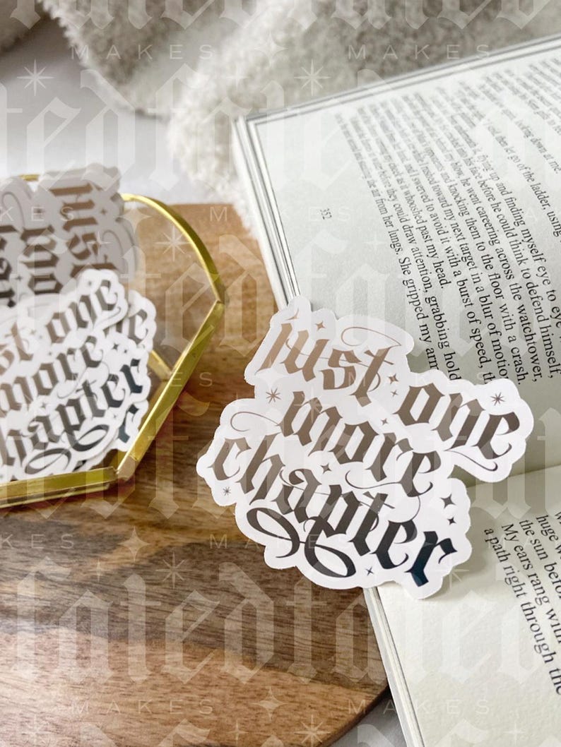 Just One More Chapter | Bookish Sticker | Kindle Sticker - Etsy