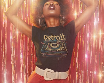 Detroit Techno DJ Turntable T-Shirt, Cotton Comfort Tee