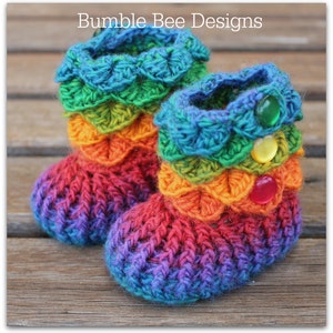 Crocodile Stitch Baby Booties That Stay On  Baby Booties  rainbow baby 0-6 months, Rainbow booties