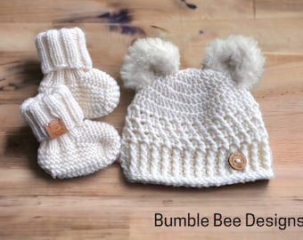 Luxurious Knitted Booties & Teddy Hat Set | Winter Crib Shoes | Natural Fur Hat | Crochet Soft Booties | Teddy Bear Hat | White Fur | soft