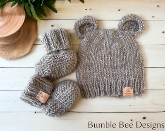 Hand Knitted Teddy Bear Hat and Matching Booties, tweed brown, Sizes 0-12 months. Sustainable cotton/wool, Stay on booties, Handmade knitted