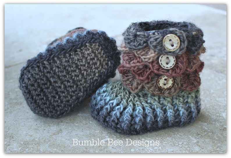 Enchanting Crochet Baby Booties: Stay-on Slippers, Bobble Beanie, Wool Booties, Newborn Beanie, Top Knot Hat Bumble Bee Designs image 2