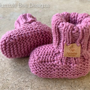 Hand Knitted Baby Booties, Pink Booties, Sizes 0-12 months. Softest Australian Merino Wool, Stay on booties - newborn gift - gender reveal