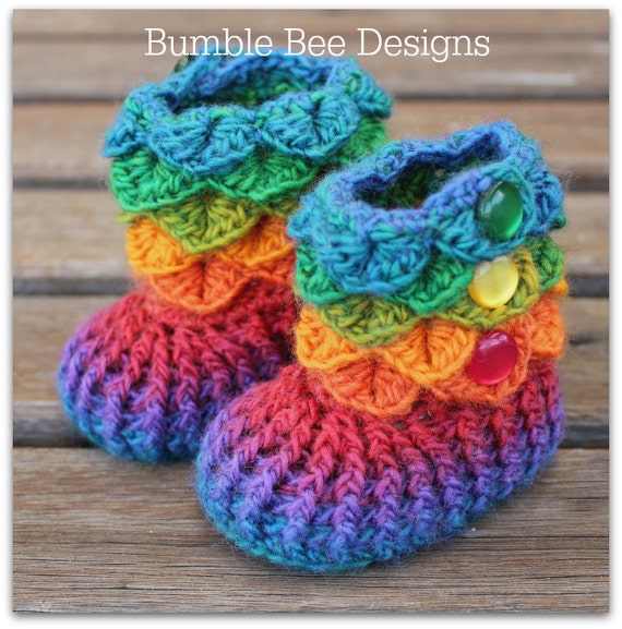 baby booties that stay on