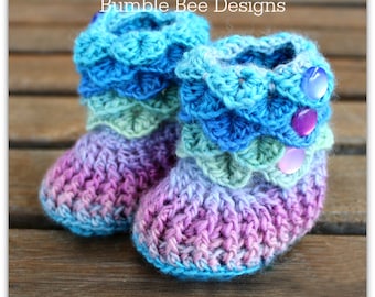 Crochet Crocodile Stitch Baby Booties mermaid colours size 0-6 months, crochet booties, baby booties, merino wool, baby gift, rainbow