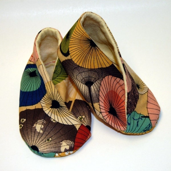 Chaussures portefeuille kimono avec parapluie japonais