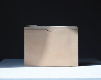 Leather Pouch / Leather Clutch / Case / Leather Pencil Case / Leather Pencil Case / Leather / Italian Leather / Vegetable Tanned Leather