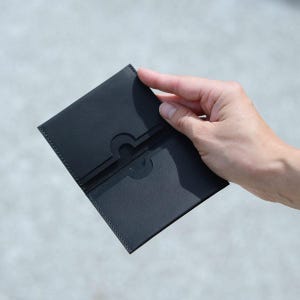 Porta carte in nero / porta carte in pelle / porta carte / portafoglio / pelle italiana / porta carte di credito / minimalista
