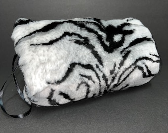 Snow Tiger Hand muff, faux fur weddings muff, hand muff Faux Fur Hand Muff, Wedding Hand Muff, Bridal Fur Muff