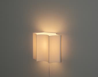 Plug In Wall Sconce – ARC FOLD 3D Printed Architectural LED Light – Minimalist Sconce Lamp