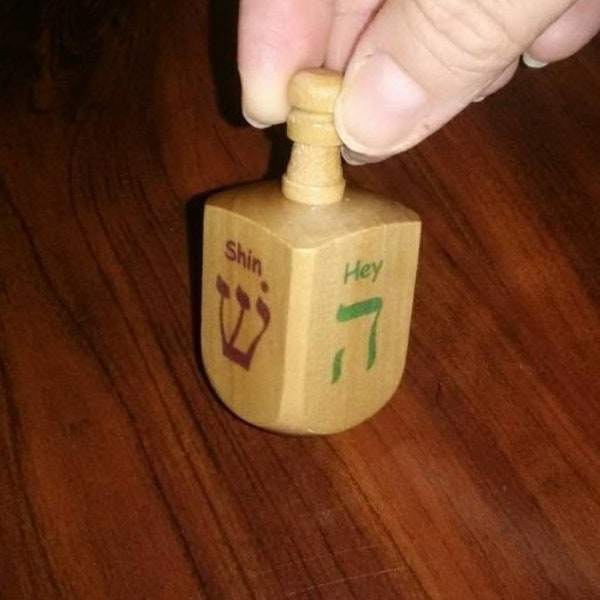 Hanukkah Dreidel - Hebrew Characters and Phonetic Hebrew Character Labels