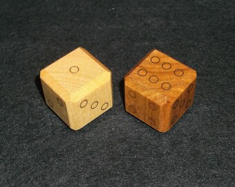 Hardwood Dice Pair - Minimalist Black Pips - Two Tone - 1 Inch