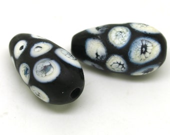 Black and Ivory Glass Bead Pair - SRA Lampwork Beads