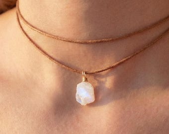 Gargantilla de piedra lunar en bruto, collar de algodón, collar de piedra lunar, gargantilla de piedras preciosas, piedra lunar arcoíris, joyería natural, collar de cristal