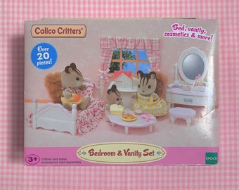 Calico Critters - Bedroom and Vanity Set