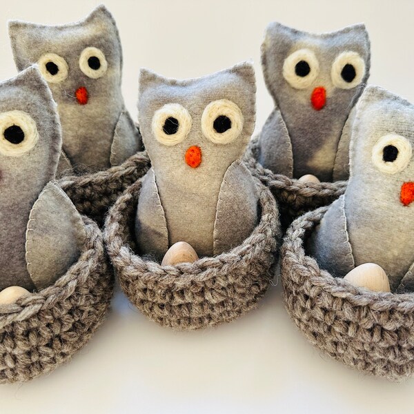 Little wool owl in nest set Waldorf inspired