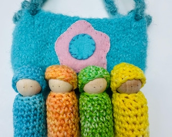 Wood Peg Dolls in wool Pouch: Waldorf Toy Set