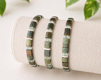 Miyuki Tila Bracelet Trendy Stylish Contemporary Jewelry Everyday Wear Stackable Band Glass Tile Beaded Stretch Wristband Minimalist