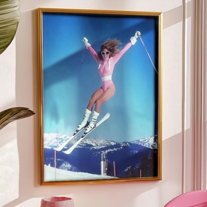 Retro Woman Skiing Photo Art Print, Vintage Apres Ski Wall Poster, Aspen Winter Lodge 90s Photography Décor, Gift for Women Skiers, Unframed