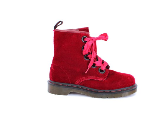 ankle boots with ribbon laces