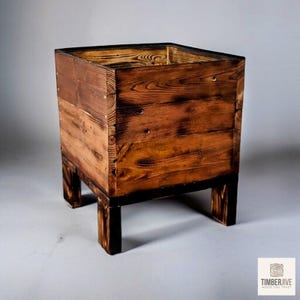 Vintage Feuer verkohlter hölzerner Pflanzkasten - rustikaler Indoor Outdoor Sukkulententrog, handgefertigter quadratischer Blumentopf