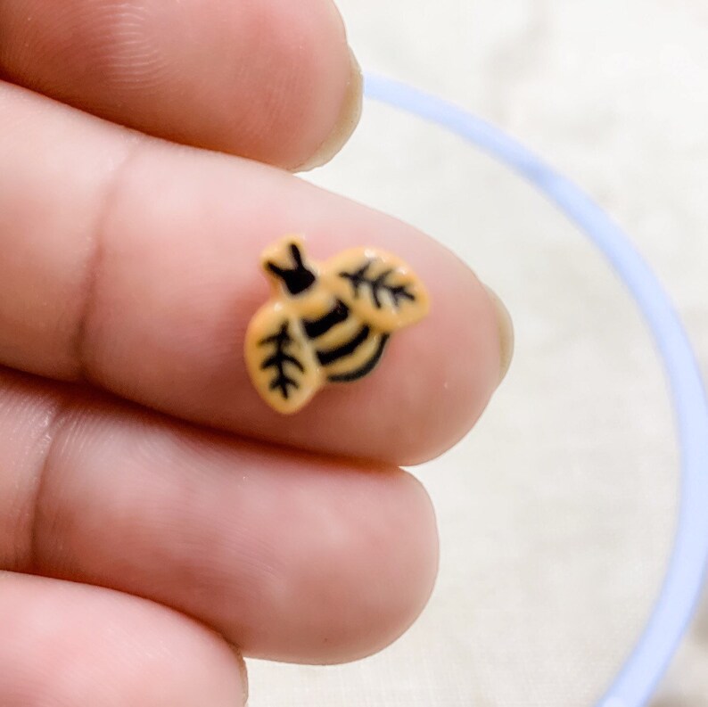 Little Bee Tail Tucker Honey Bee Stitch Marker Tail Tucker | Etsy