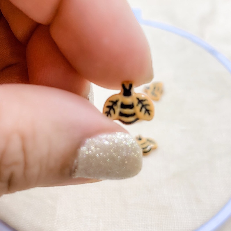 Little Bee Tail Tucker Honey Bee Stitch Marker Tail Tucker | Etsy