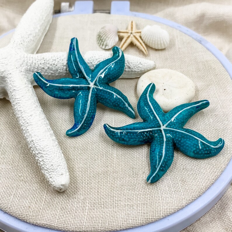 Starfish Needle Minder Keychain Magnetic Cross Stitch Accessory Scissor Fob Zipper Pull Floss Ring