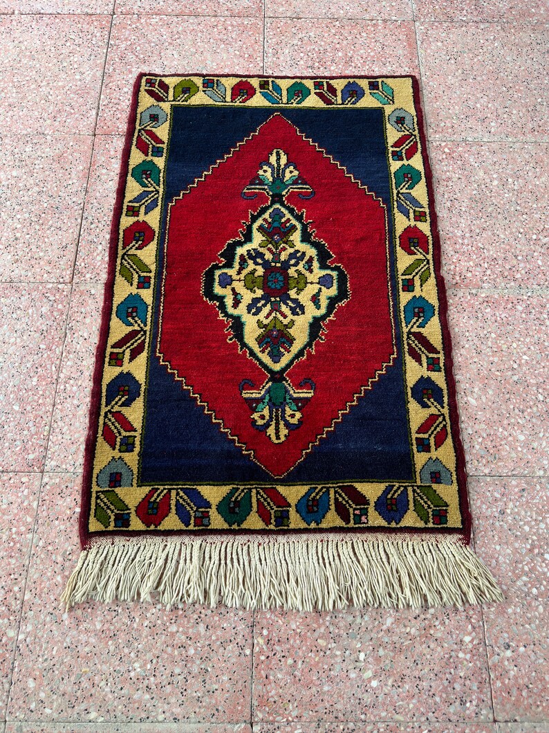 Vintage Turkish Anatolian Wool Rug, Handmade Blue Red Oushak Small Rug, Mini Rug, Small Medallion Rug, 2.4 x 3.7 image 1