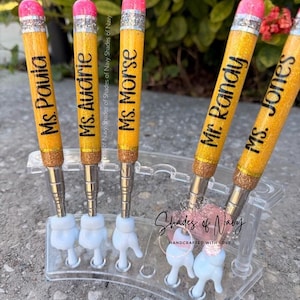 Extendable Finger Pointer Stick: Retractable Teacher Classroom Pointer (Pencil Design)