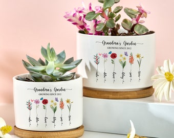 Grandma Gift, Personalized Flower Pot, Personalized Gifts for Mom, Grandmas Garden, Outdoor Flower Pot, Birth Flower Mom Gifts from Daughter