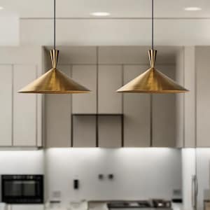 SET VAN 2 lichtkoepels van gehamerd messing, hanglampen keukeneiland, hanglampen met details van gehamerd oppervlak