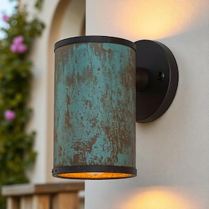 Wandkandelaar van geoxideerd koper met rustieke patina-afwerking - Handgemaakte moderne cilinderlamp voor gebruik binnen en buiten - Boerderij wandkandelaar