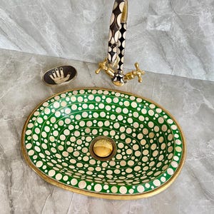 Oval Bathroom Sink Brass Vessel, Drop In & Undemount Bathroom Washbasin Studded with Green and white Resin  sink basin bathtub
