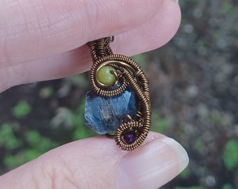 Kyanite Wire Wrapped Pendant. Wire Weaved Stone Jewelry. Chakra Healing Crystal Wire Woven Necklace. Small Necklace. Wrapling