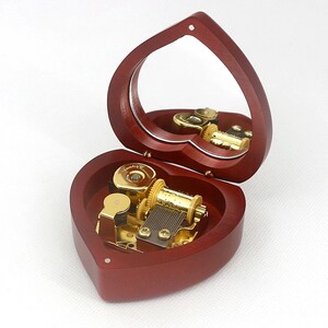 Schöne Geschenkideen Herzform Spieluhr Anpassen mit eigenem Foto Bild 8
