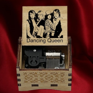 Bonitas ideas de regalos personalizados: Caja de música clásica Dancing Queen de Abba