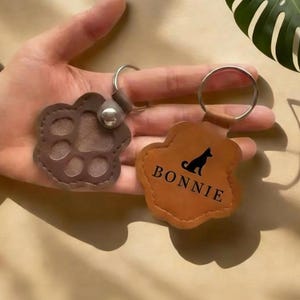 Custom Leather Pet Paw Keychain, Fur Keepsake, Pet Hair Keyring, Dog Cat Memorial Gift