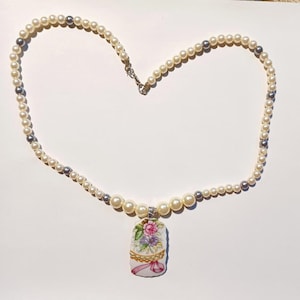 Broken China Necklace, Purple Pink Flowers Pendant Necklace, Pearl Necklace, Valentine&#39;s Day Gift, Mother&#39;s Day Gift
