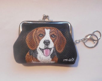 Beagle Dog Coin Purse with Keychain, Hand Painted Vegan Purse, Dog Mom Gift
