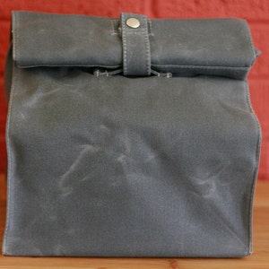 Waxed Canvas Reusable Lunchbag: Large Appetite with Handle
