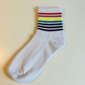 LGBTQ PRIDE Socks, One Love Rainbow Outfit, Love is Love Clothing, Queer Fashion, Gift for Gays, Gift Idea for Trans Bi Lesbians QUEER Weiss