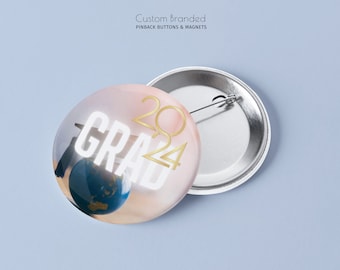 12 botones pinback de graduación de grado 2024 IMPRESOS de 2,25" con estilo, diseño personalizado, insignias