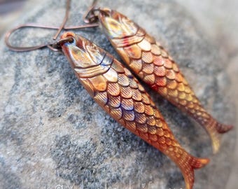 Vintage Gold Lucite Sardine Fish Earrings: German Novelty Jewelry