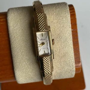 Lady seiko Women's Vintage bangle Watch hand winding  Gold